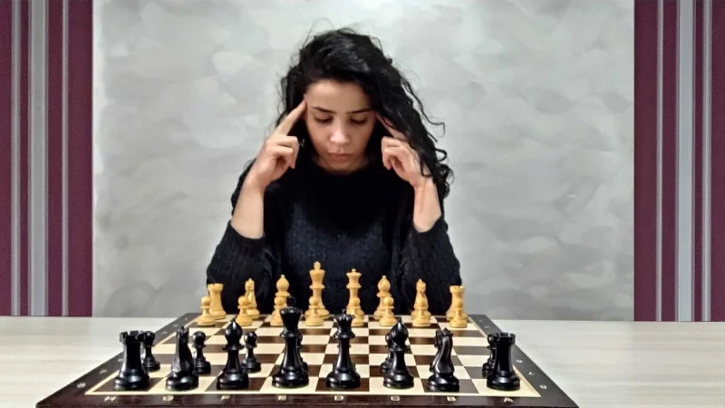 Discover how chess enhances concentration and focus in adulthood. Learn how this strategic game sharpens your mental clarity.