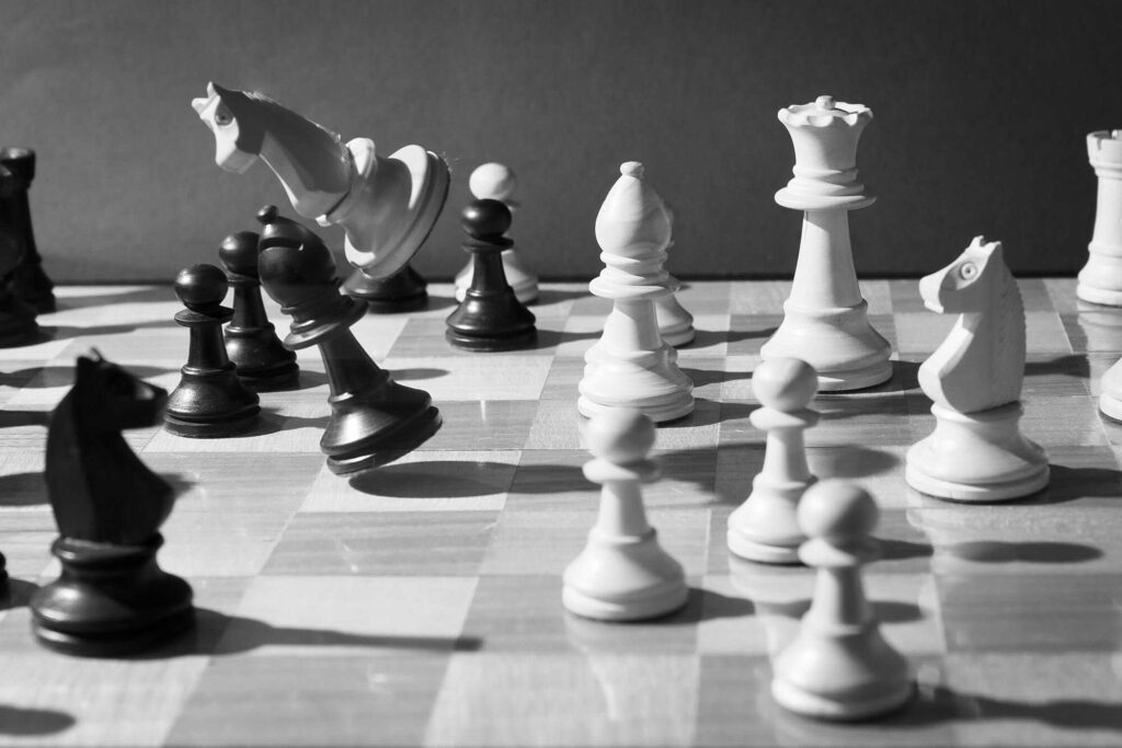 Explore the connection between chess and the growth mindset. Learn how the game fosters a positive, resilient approach to challenges.