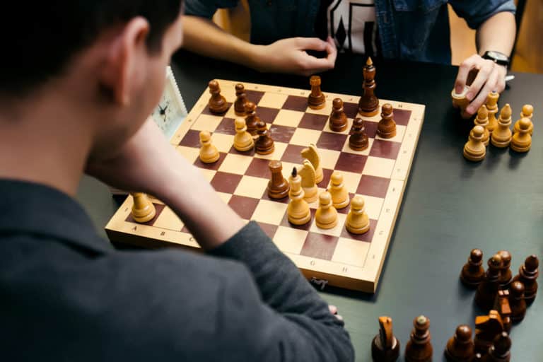 Chess is often thought of as a game of logic and calculation, but creativity plays an equally important role, especially when it comes to solving complex problems. The ability to think creatively, to see patterns and possibilities that others might miss, is one of the hallmarks of a great chess player.