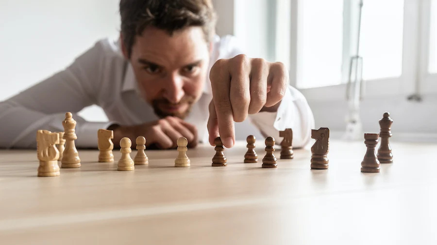 Discover how chess enhances pattern recognition skills in both kids and adults, boosting cognitive abilities and strategic thinking.