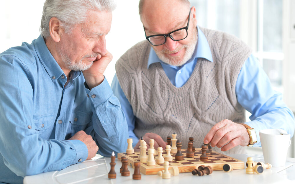 For older adults, incorporating chess into daily life can be both enjoyable and beneficial. Here are some tips to make chess a rewarding part of your routine: