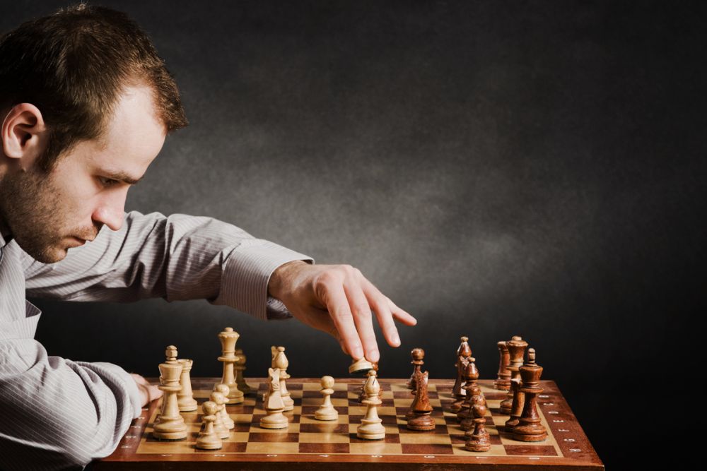 One of the key elements of willpower and determination is the ability to make strong decisions, even when faced with pressure or uncertainty. Chess helps you build this skill by constantly putting you in situations where you need to choose between multiple options.