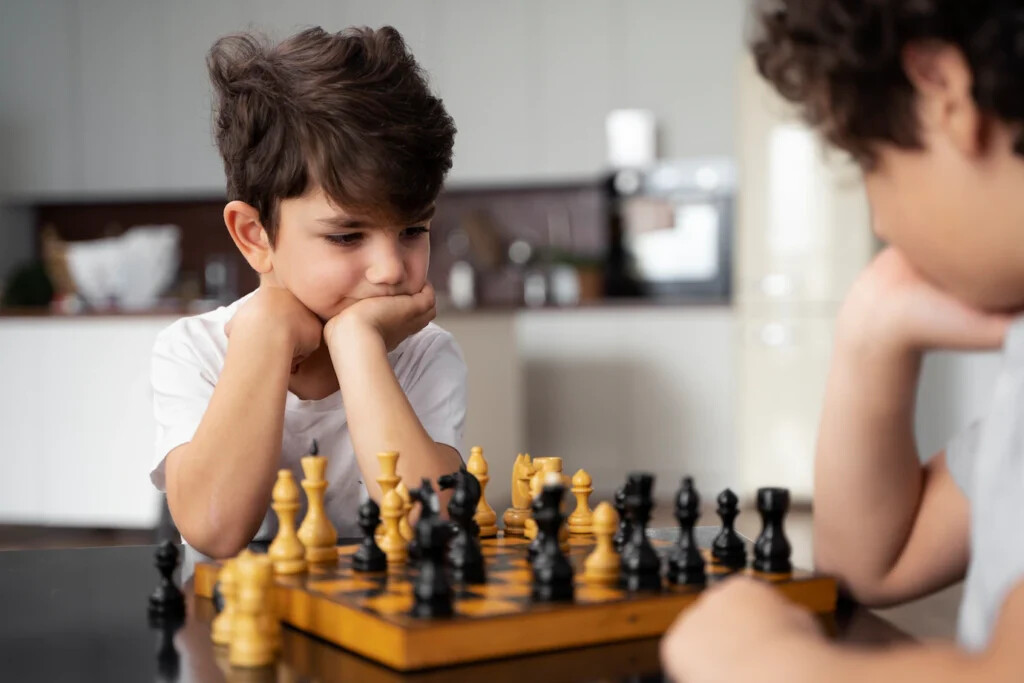 Chess helps kids solve problems in a structured way. Learn how this game fosters logical thinking and organized problem-solving skills.