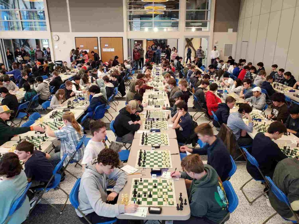 The National Scholastic Chess Championships are some of the most important events for young chess players in the United States. These tournaments are organized by the U.S. Chess Federation and include different categories based on age and school level, such as the National Elementary Championship, National Junior High Championship, and National High School Championship.