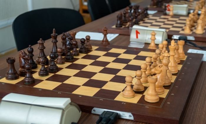 Find the best chess tournaments for beginners, offering a great starting point for new players to test their skills and gain experience.