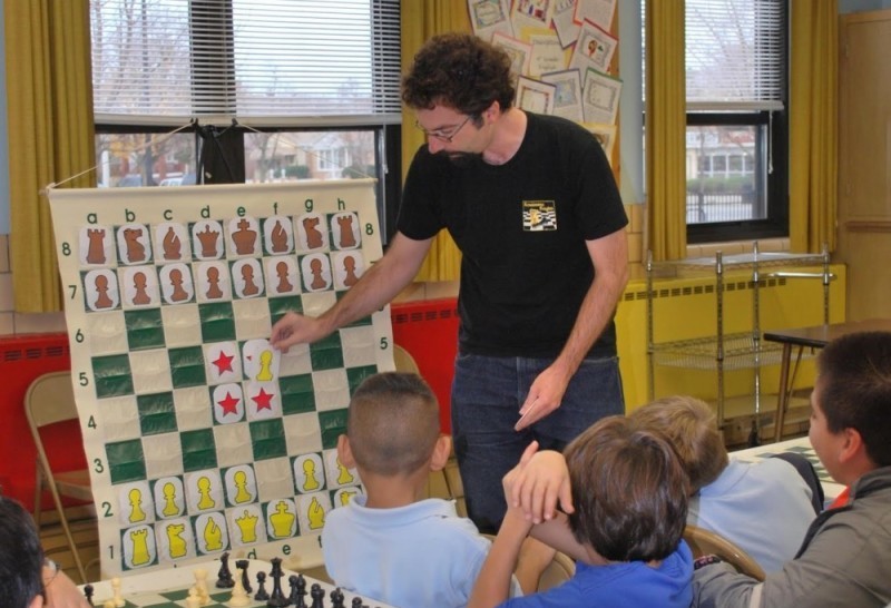 While chess is often thought of as a game for older children or adults, it can be introduced as early as kindergarten or first grade. In fact, starting chess at a young age can provide significant academic and developmental advantages that will benefit children throughout their schooling.