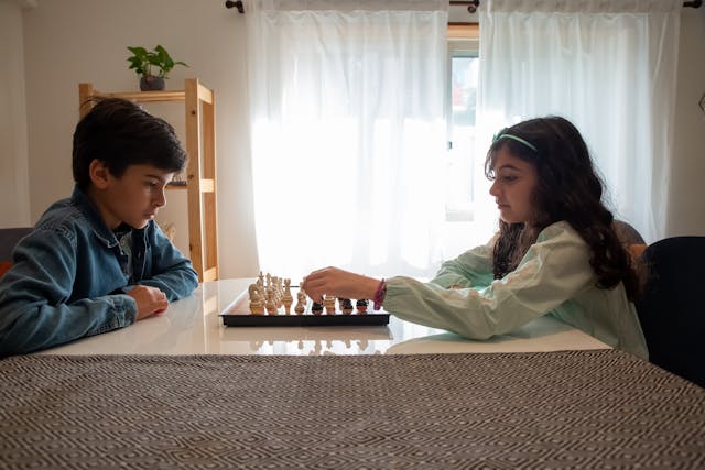 Find Fort Collins’ top chess academies. Get expert-led training to strengthen your strategy, tactics, and overall competitive performance.