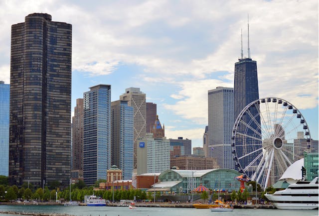 Explore Illinois’s top 5 chess coaching academies. These programs provide high-quality, statewide instruction for youth, students, and adult competitors.