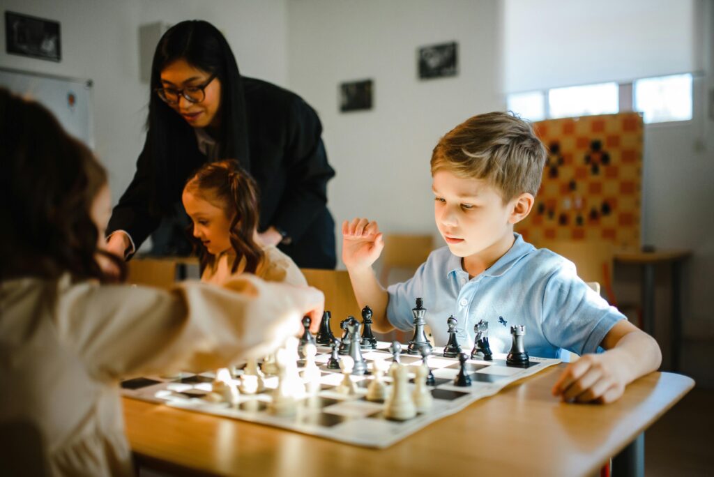 One of the greatest strengths of online chess training is accessibility. A child in Acocks Green can now learn from a FIDE-certified coach based in Spain. A working parent can fit in a class for their child at 6pm without rushing through traffic.