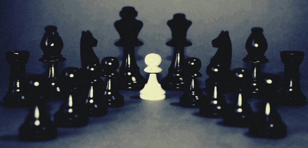 In Whitechapel, you’ll find local community clubs that host weekly chess meet-ups and casual lessons. These clubs bring together children and teens from nearby schools, giving them a chance to sit face‑to‑face, move real pieces, and enjoy a friendly environment.