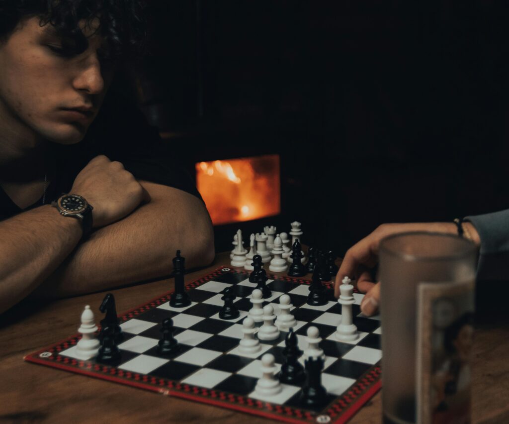 With online chess training, your child can go from beginner to expert without ever needing to switch coaches, academies, or systems. That kind of long-term consistency is rare in offline learning.