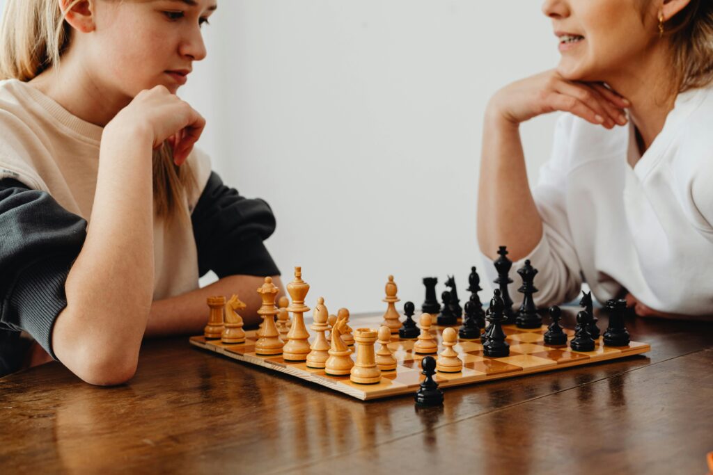 Global School of Chess has something most offline clubs never have — a full learning system. Like grades in school. Each student starts at a level that suits them, then moves up step by step. No skipping. No guessing. Everything is planned.