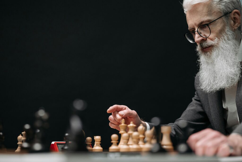 They also have occasional mini-tournaments, which can be fun. But there’s no regular schedule like the bi-weekly tournaments at Global School of Chess. There’s also no one-on-one coaching available. Feedback is limited because the group can be large, and most helpers are volunteers—not trained teachers.