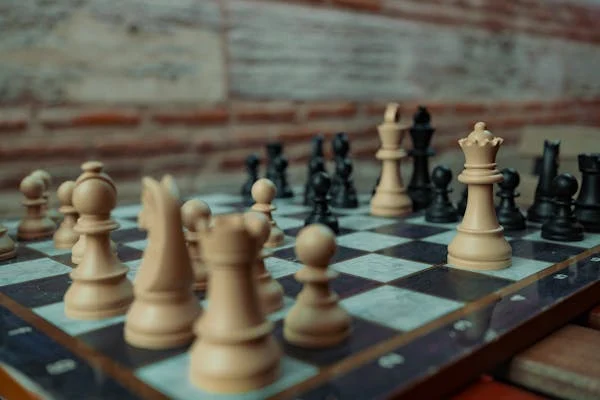 Learn about the top chess academies in Coventry that offer expert tutors, customized lessons, and proven success in tournaments.