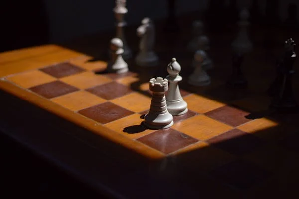 Global School of Chess fits into real life. No long drives. No waiting in the car. Just simple, joyful learning at home. Whether you’re in Sur or anywhere else, you get the same high-quality class. On your schedule. At your pace.