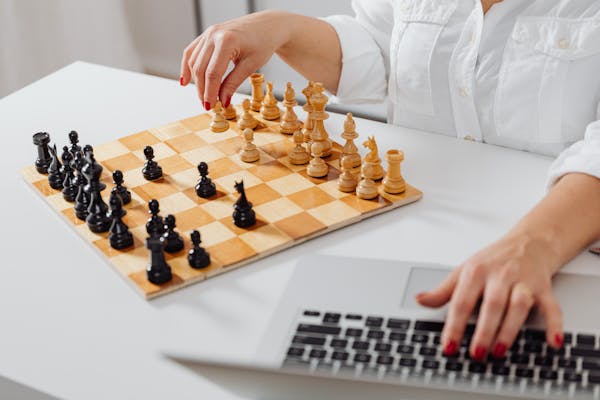 Every student is unique. Some kids are fast learners. Others need more time. Some love puzzles. Others prefer real games. At Global School of Chess, coaches don’t treat all students the same. They learn about each child’s strengths and help them grow step by step.