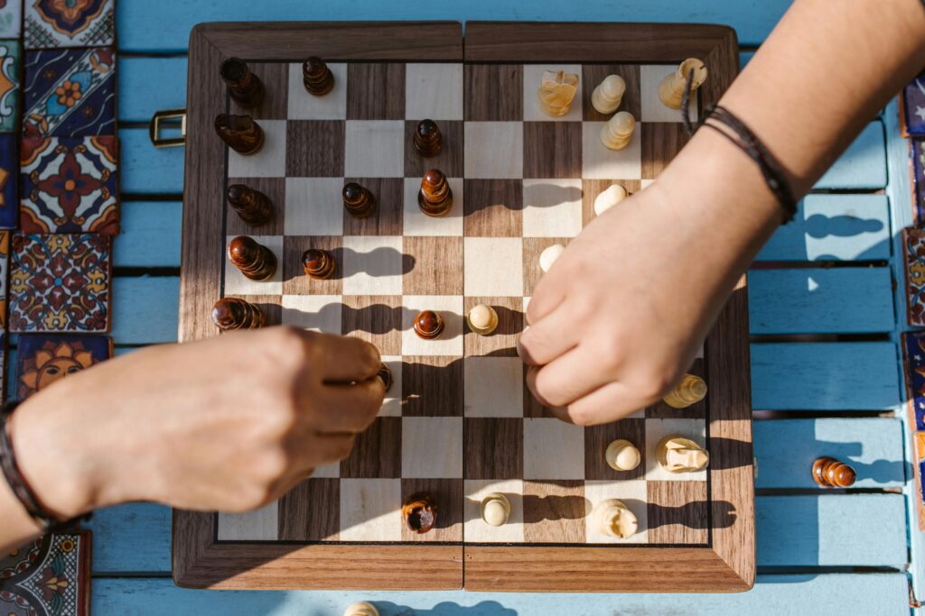 Online chess classes fit into your schedule—not the other way around. No travel. No rushing through traffic. Just log in, learn, and grow. Even if your child is sick or traveling, they can still join class or reschedule it.
