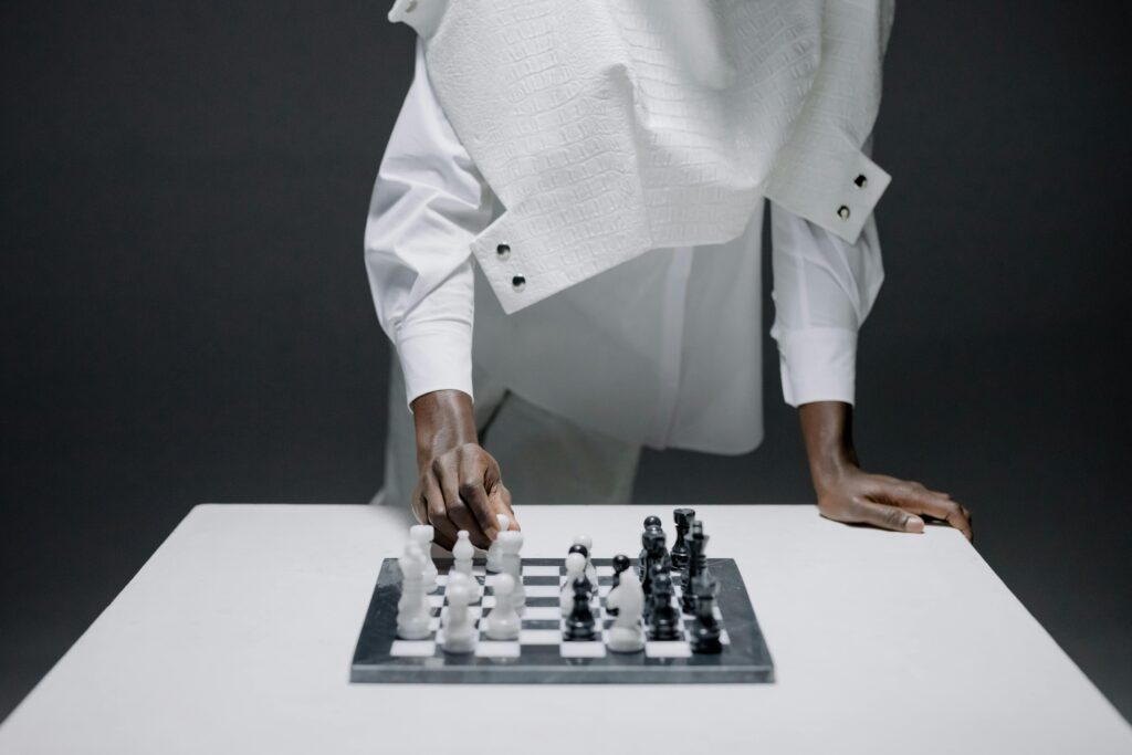 It starts with personalization. At Global School of Chess, no two students are treated the same. Coaches take time to understand each child’s level, pace, and learning style. Whether your child is shy or super confident, a fast learner or someone who needs more time—there’s a clear path made just for them.